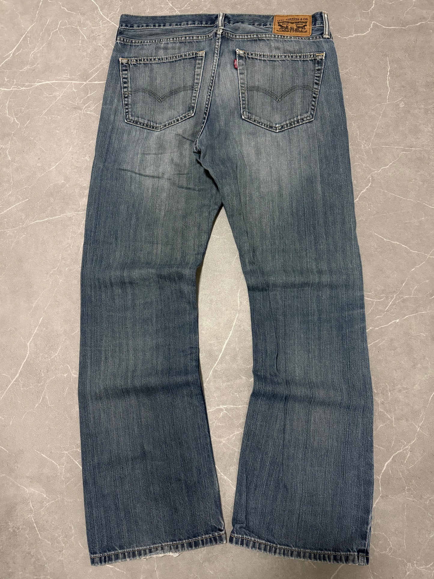 Levis Jeans 527 Bootcut (XL)
