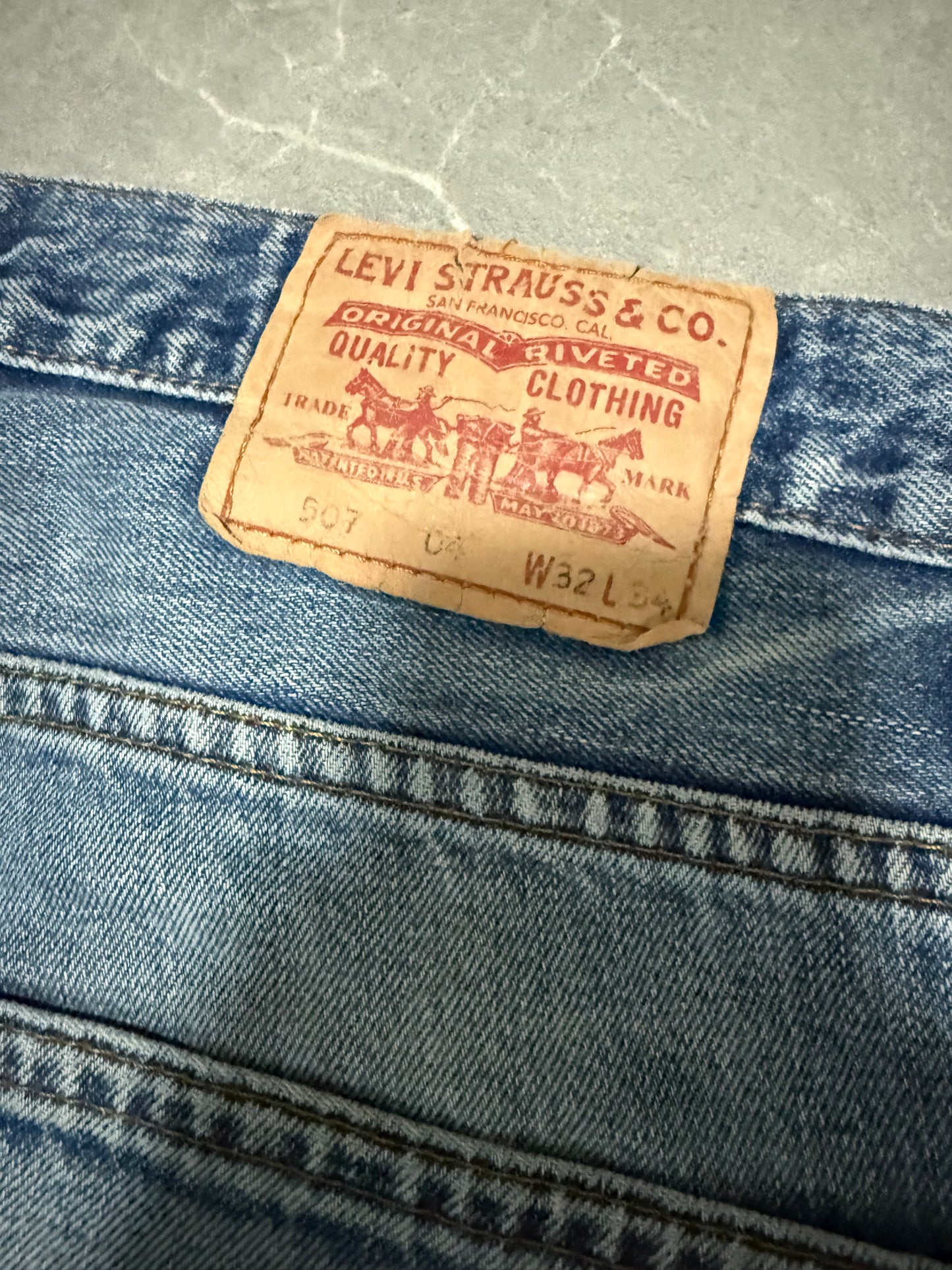 Levis Jeans 507 Bootcut (M)