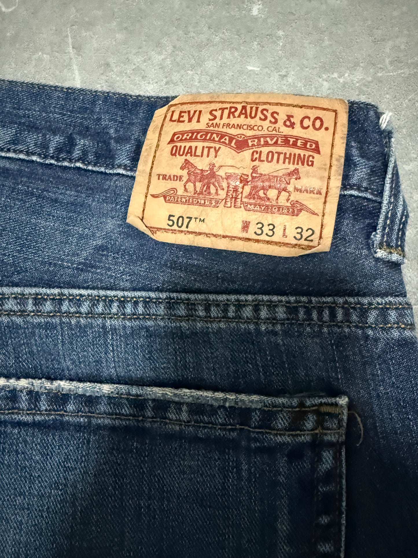 Levis Jeans 507 Bootcut (L)