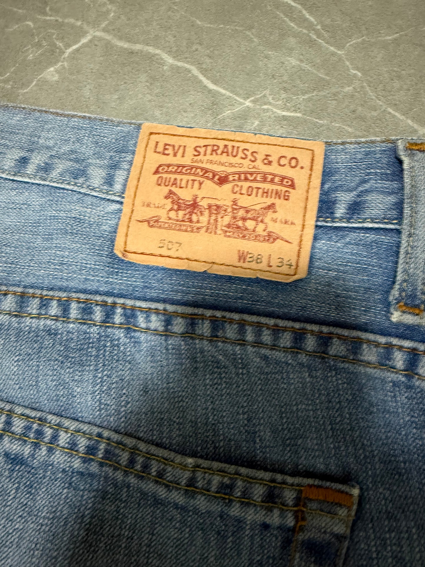Levis Jeans 507 Bootcut (XL)