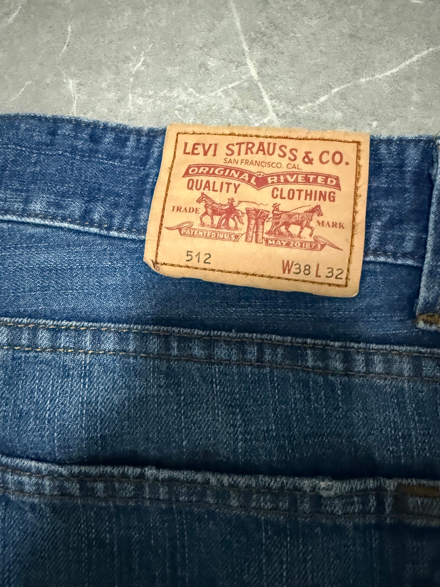 Levis Jeans 512 Bootcut (XL)