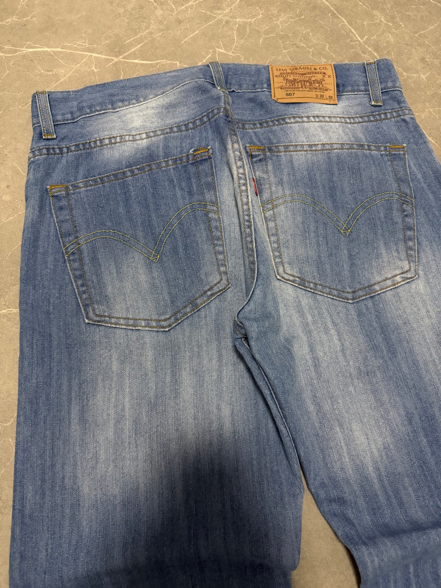 Levis Jeans 507 Bootcut (M)