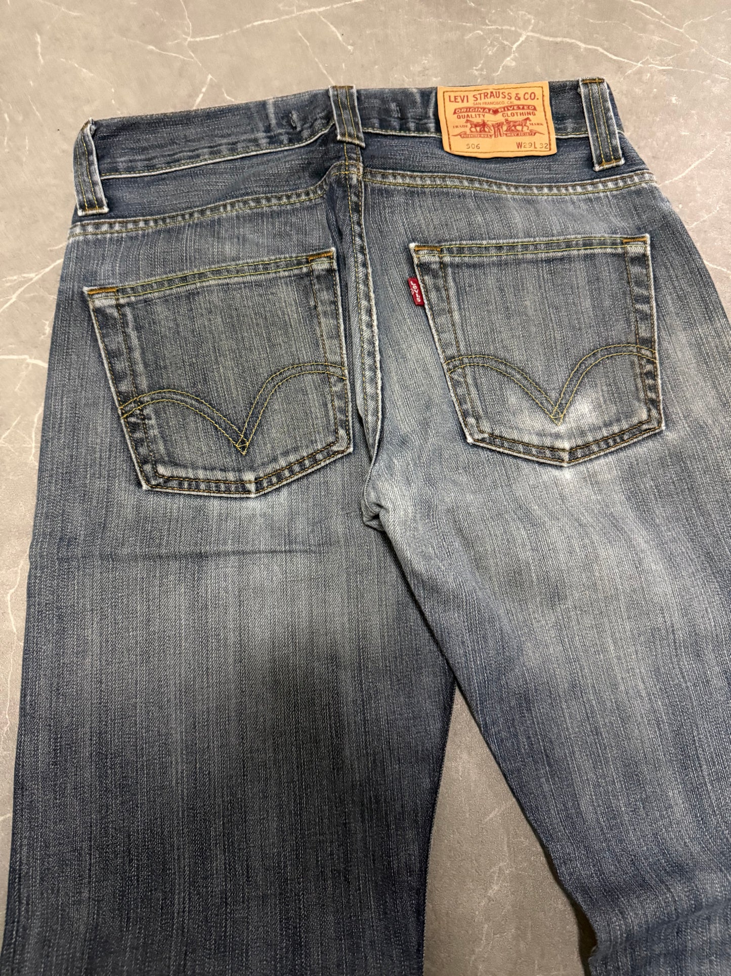 Levis Jeans 506 (S)