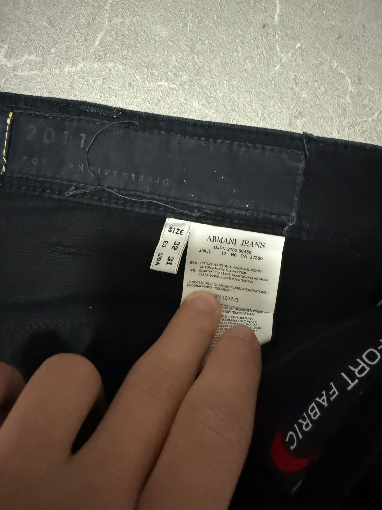 Armani Jeans (M)