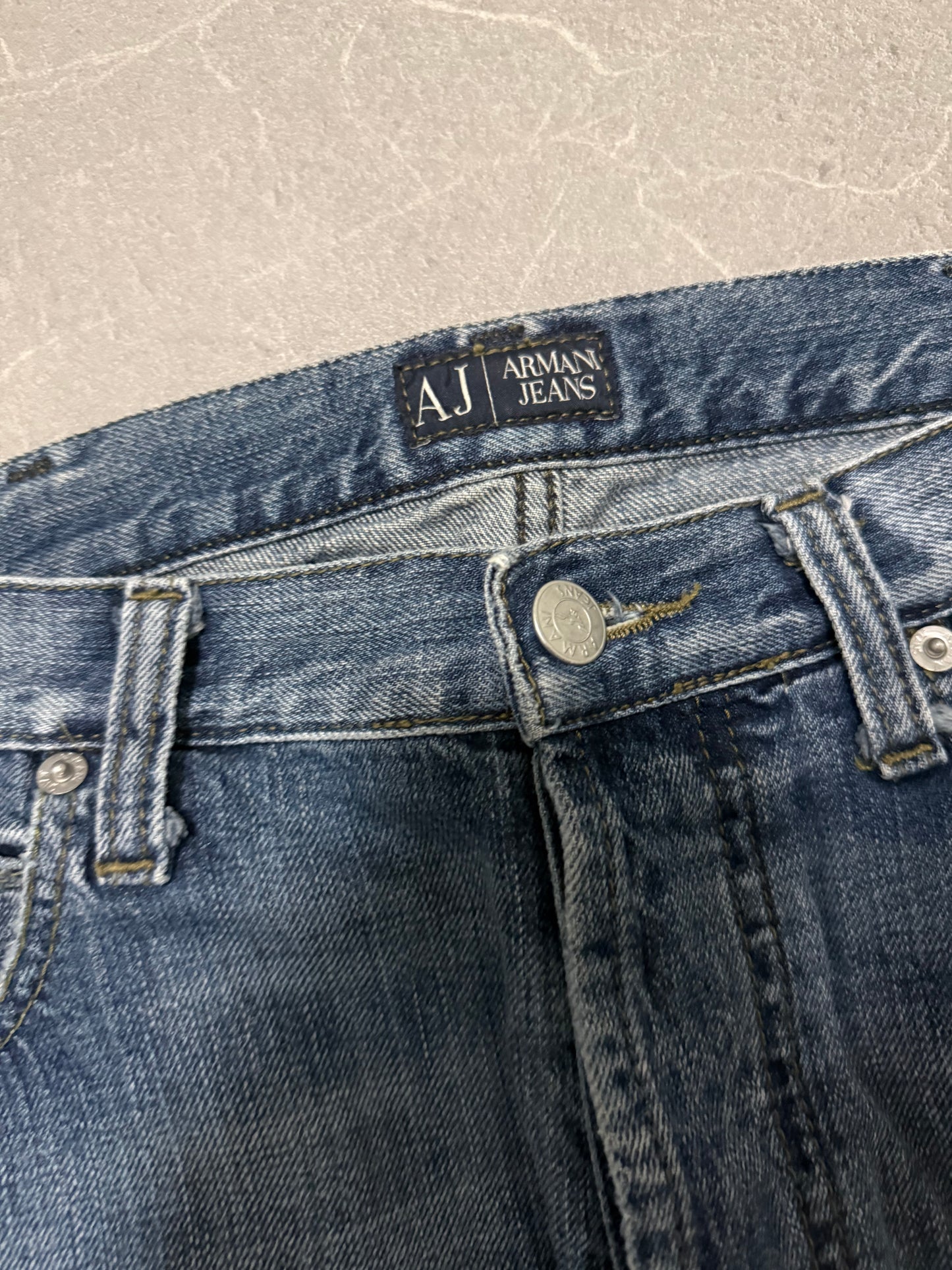 Armani Jeans (M)