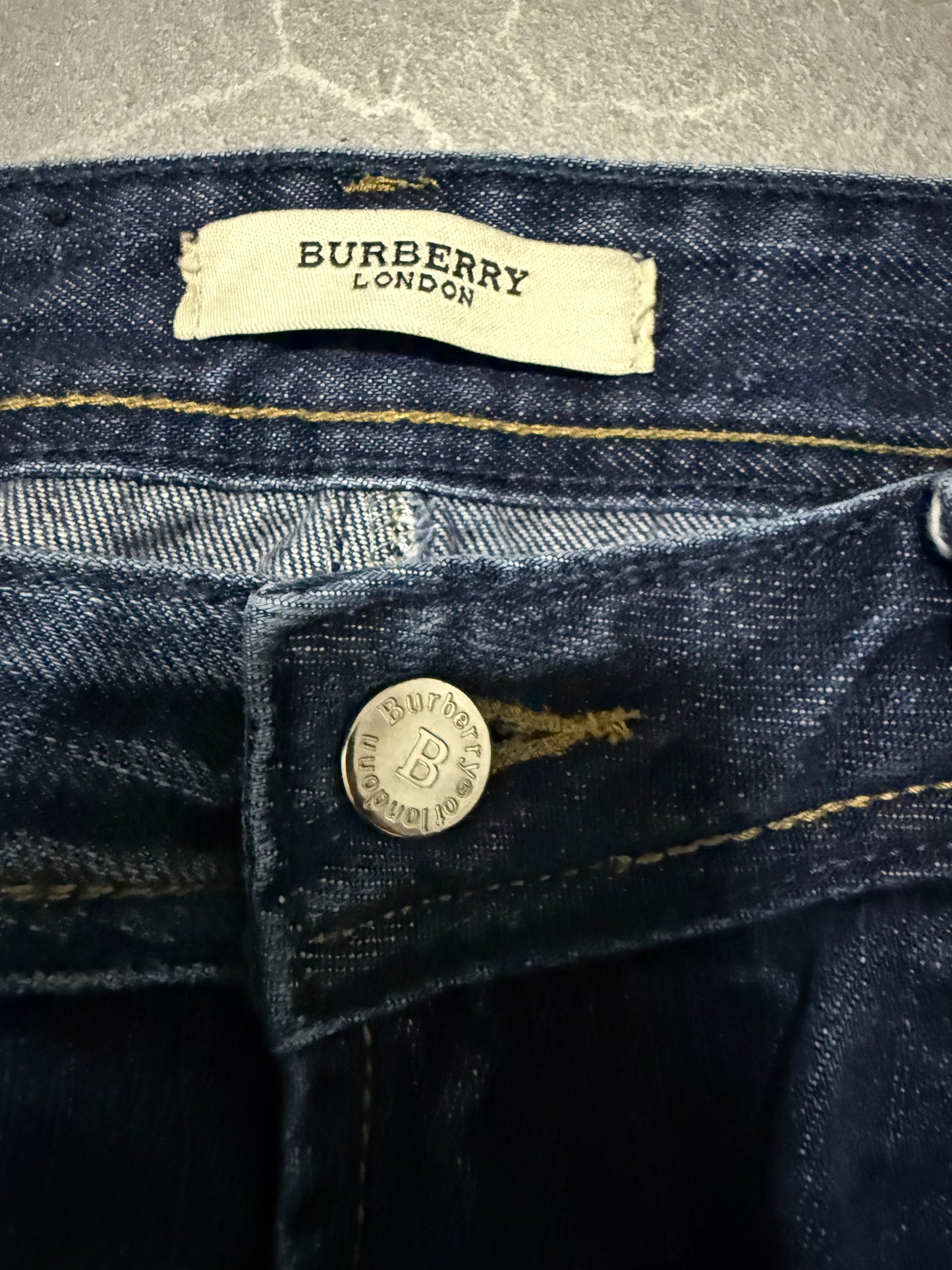 Burberry Jeans (S)
