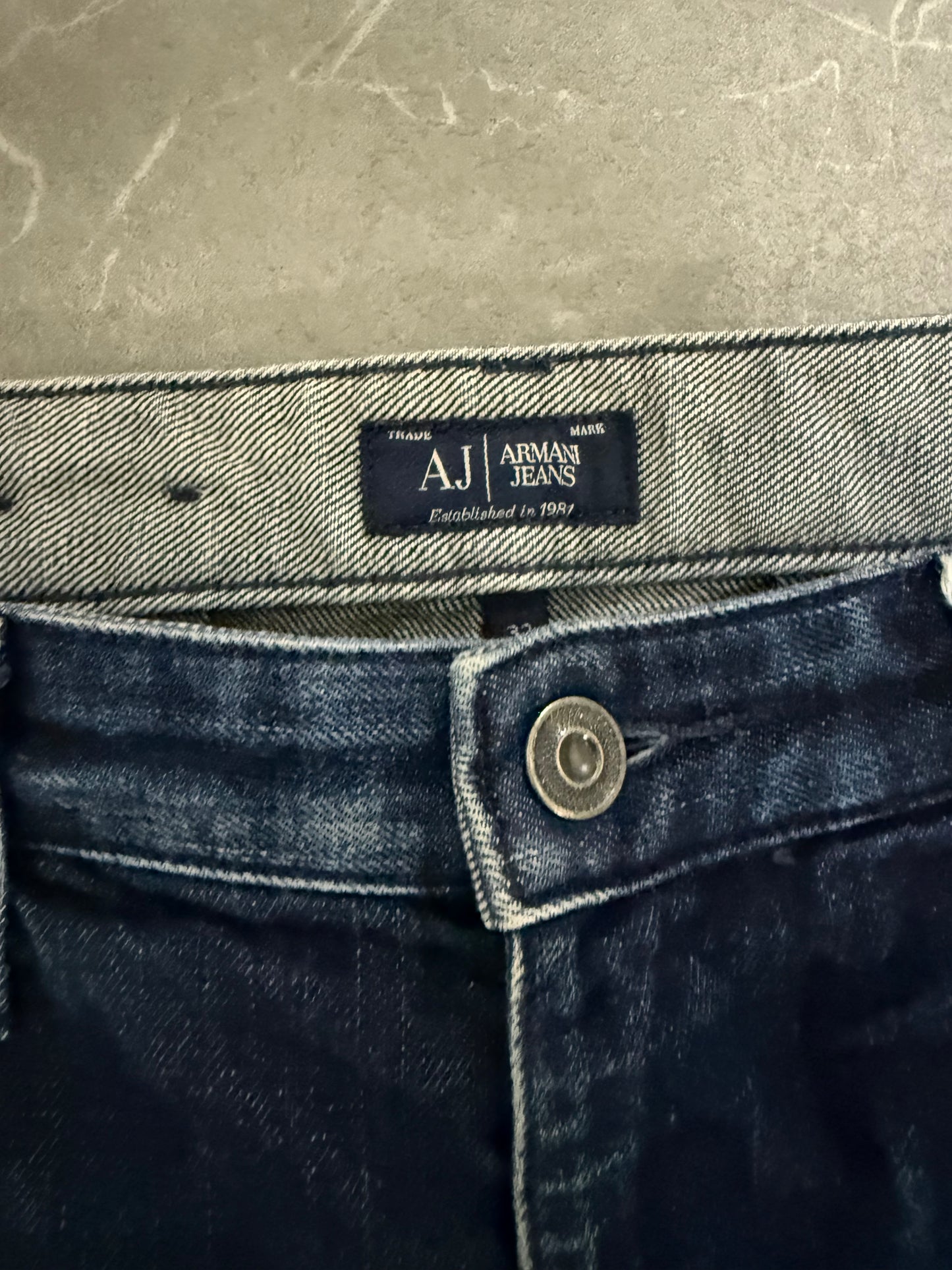 Armani Jeans (M)
