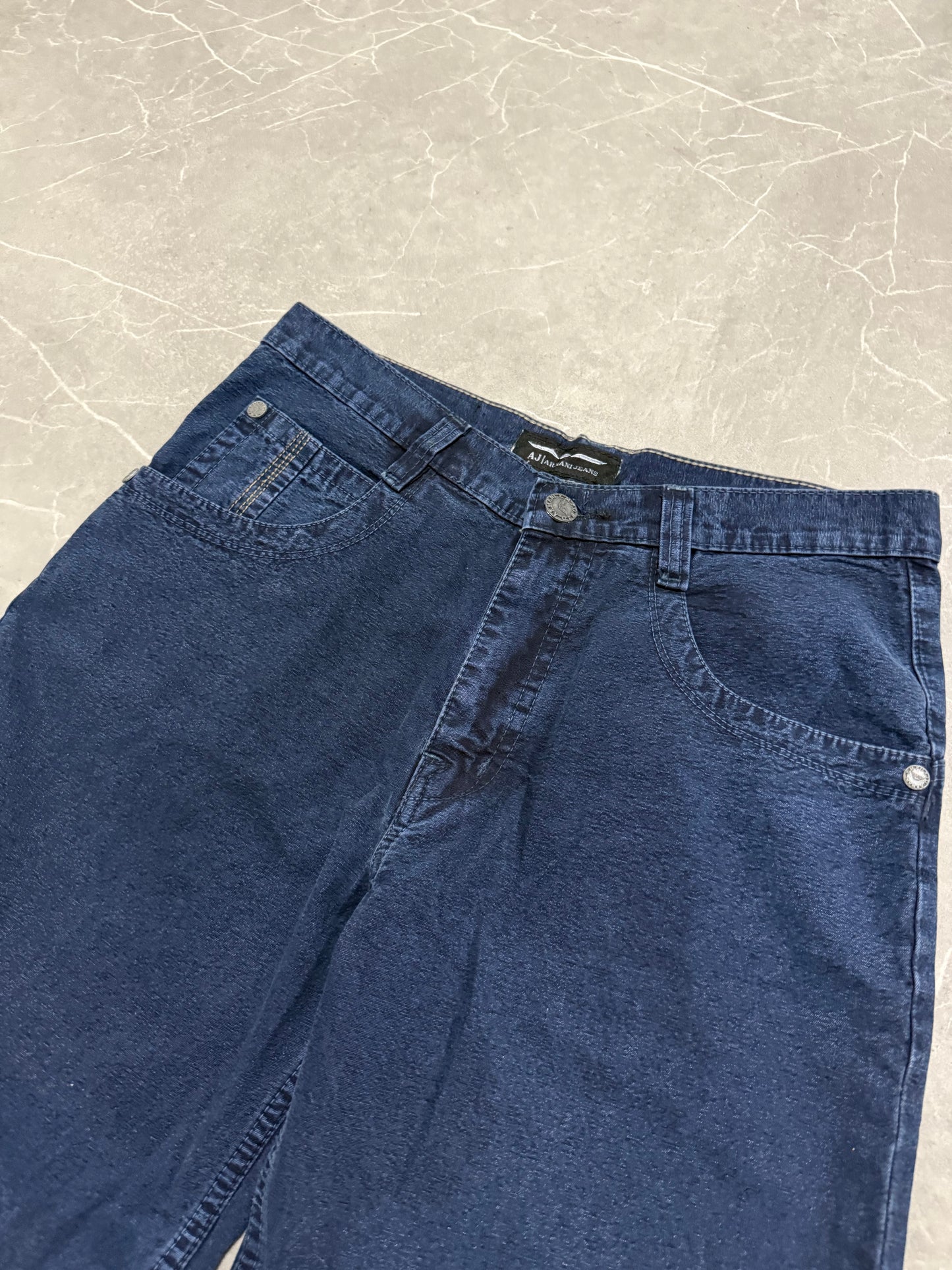 Armani Jeans (L)