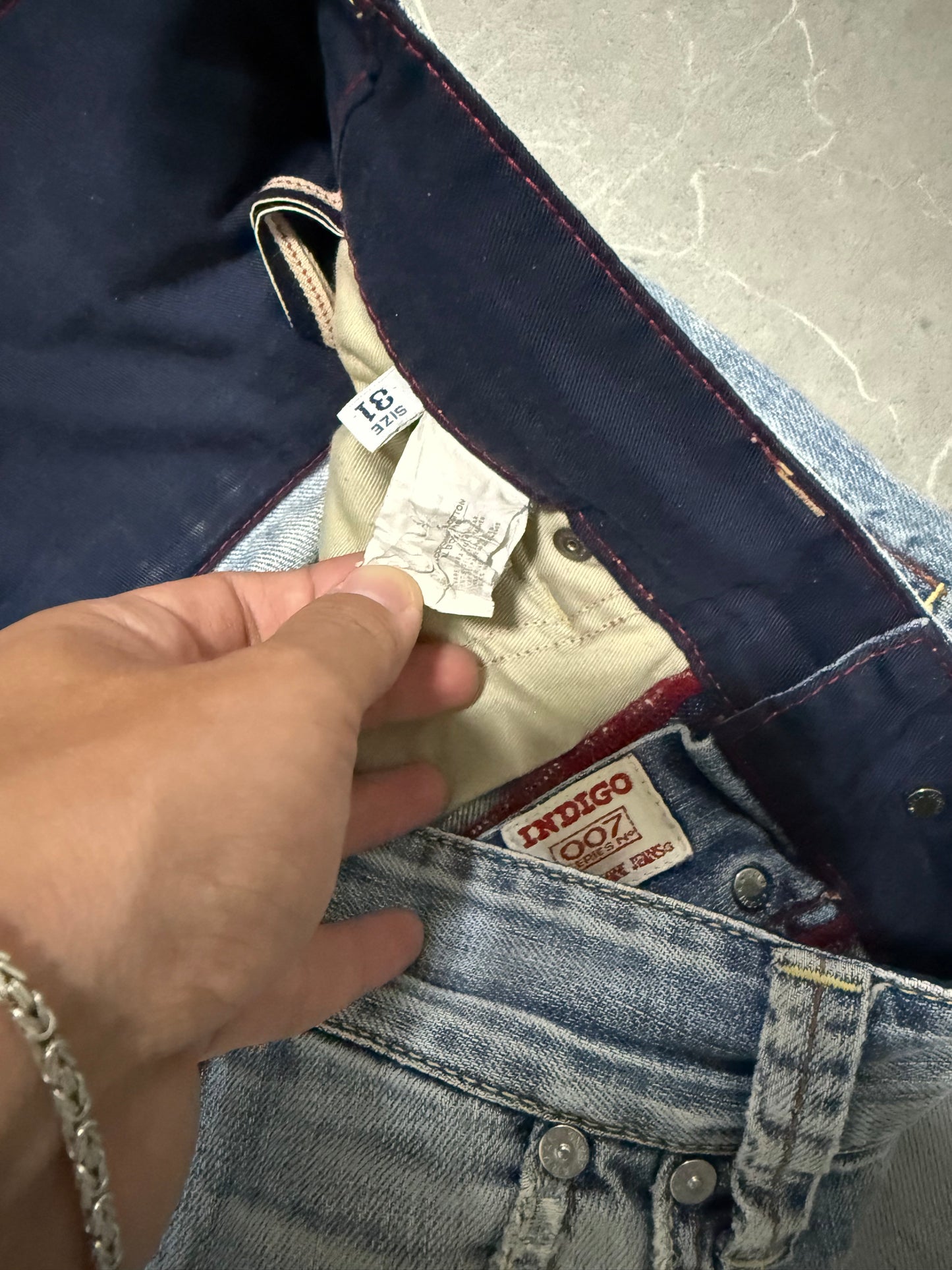 Armani Jeans (L)