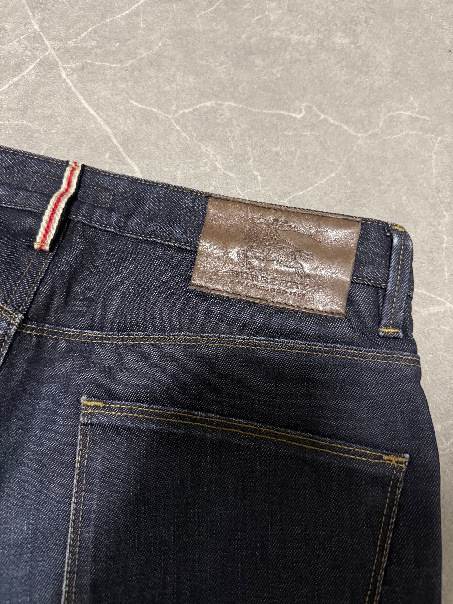 Burberry Jeans (S)