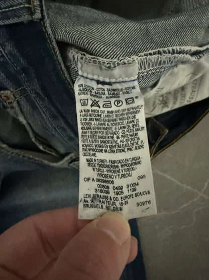 Levis Jeans 506 (L)