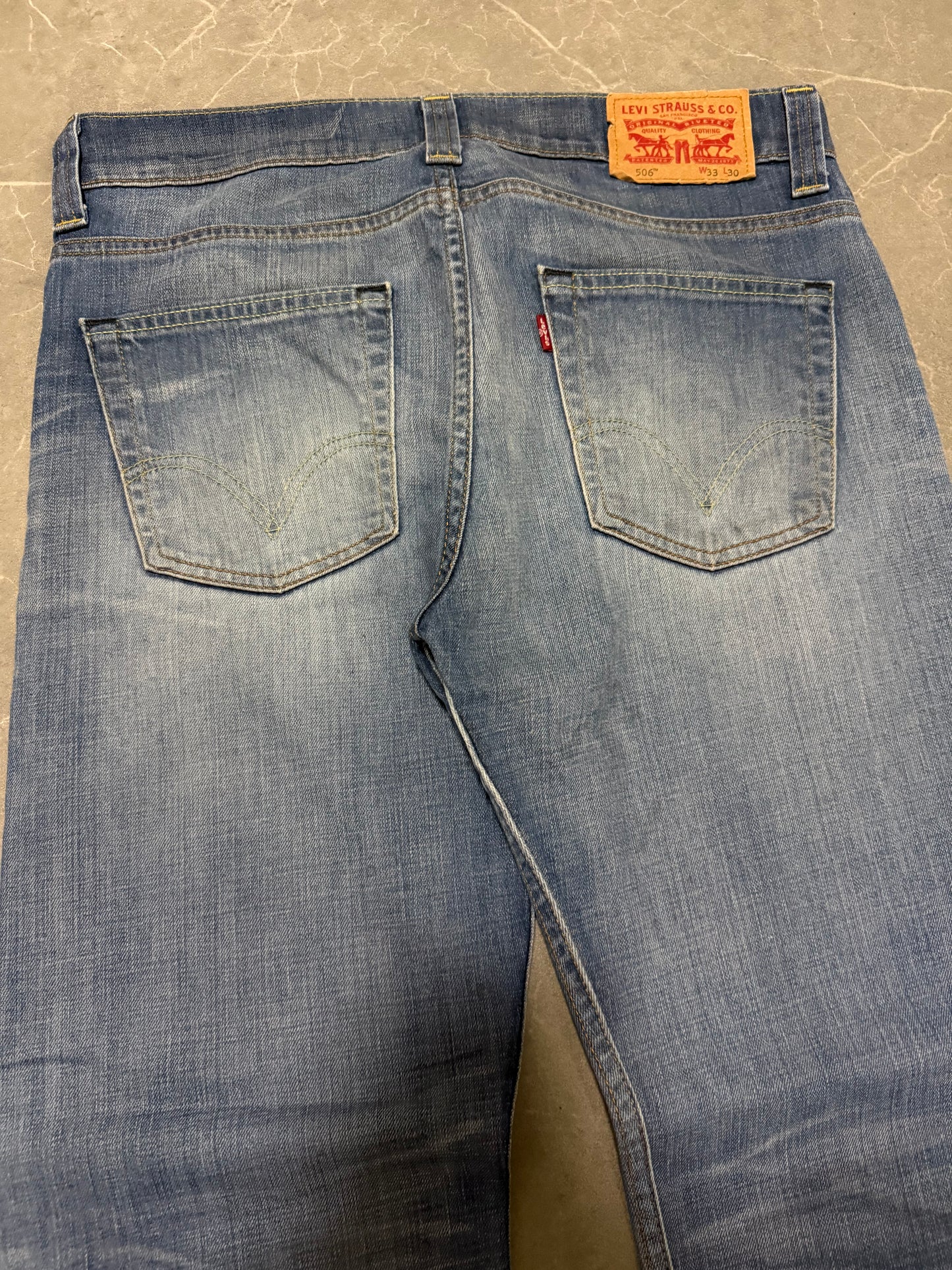 Levis Jeans 506 (M)