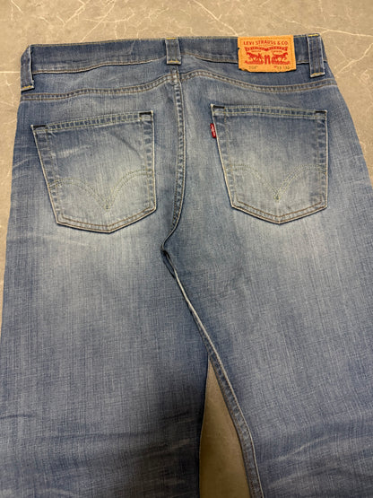 Levis Jeans 506 (M)