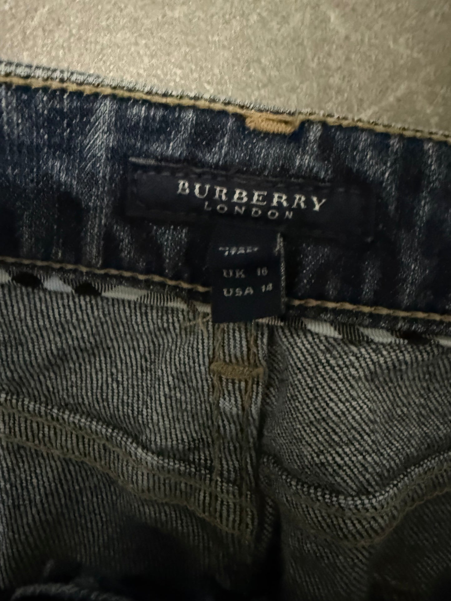 Burberry Jeans Women (M)