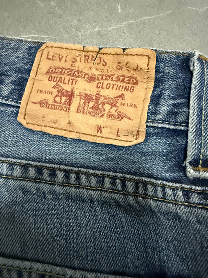 Levis Jeans 506 (M)