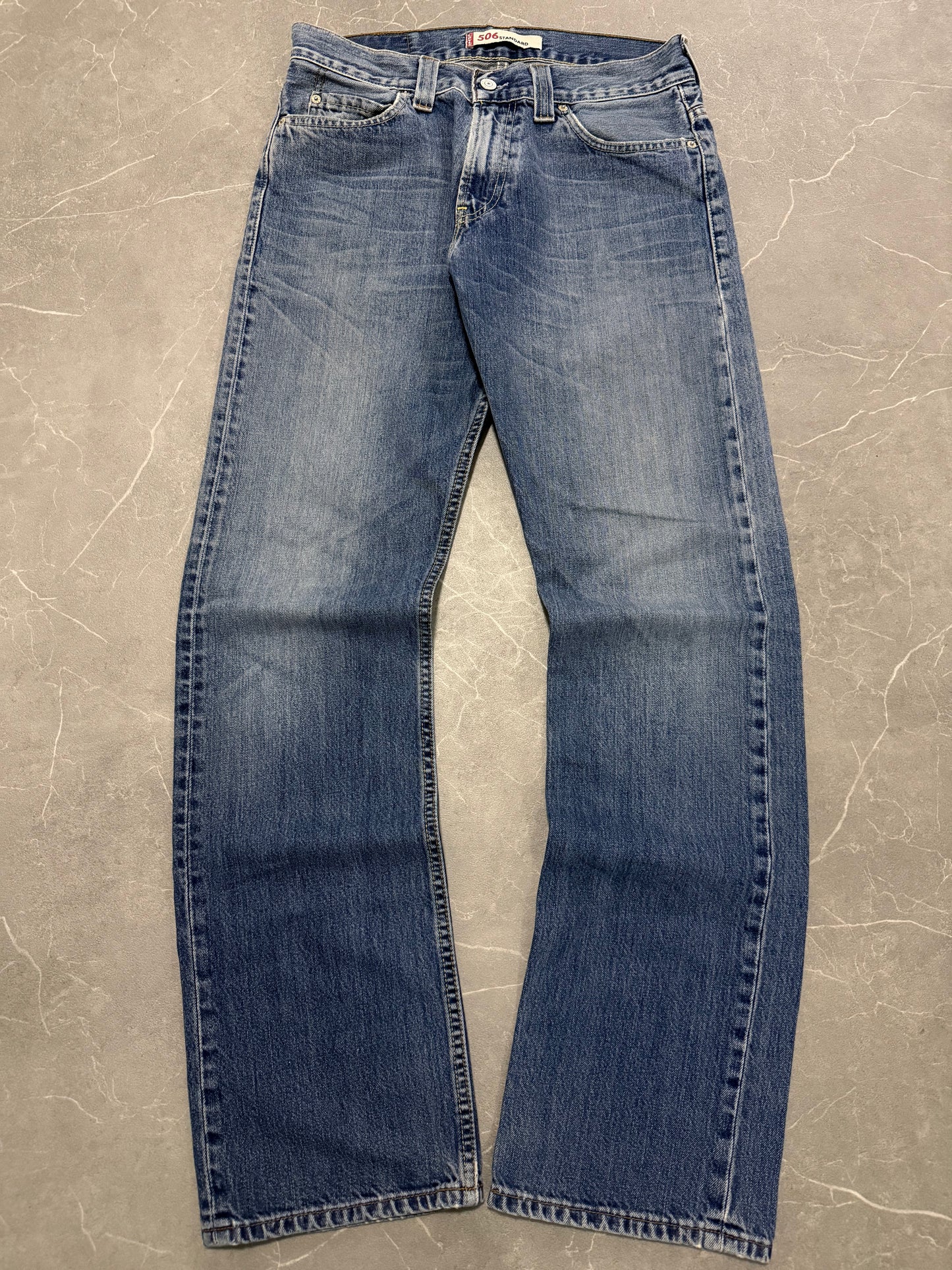 Levis Jeans 506 (M)