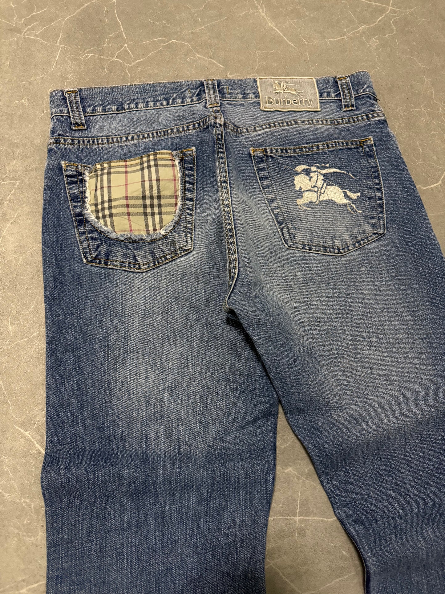 Burberry Jeans (L)