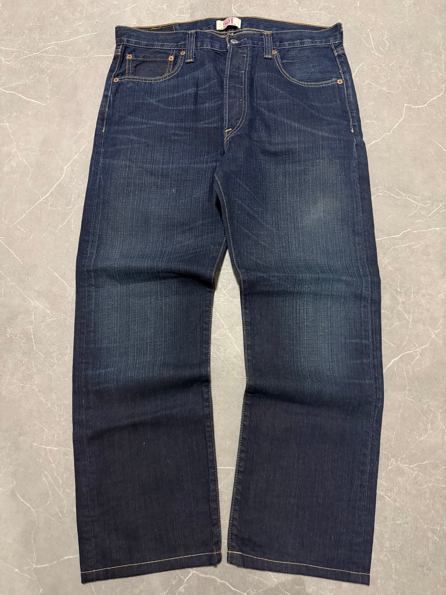 Levis Jeans 501 (M)