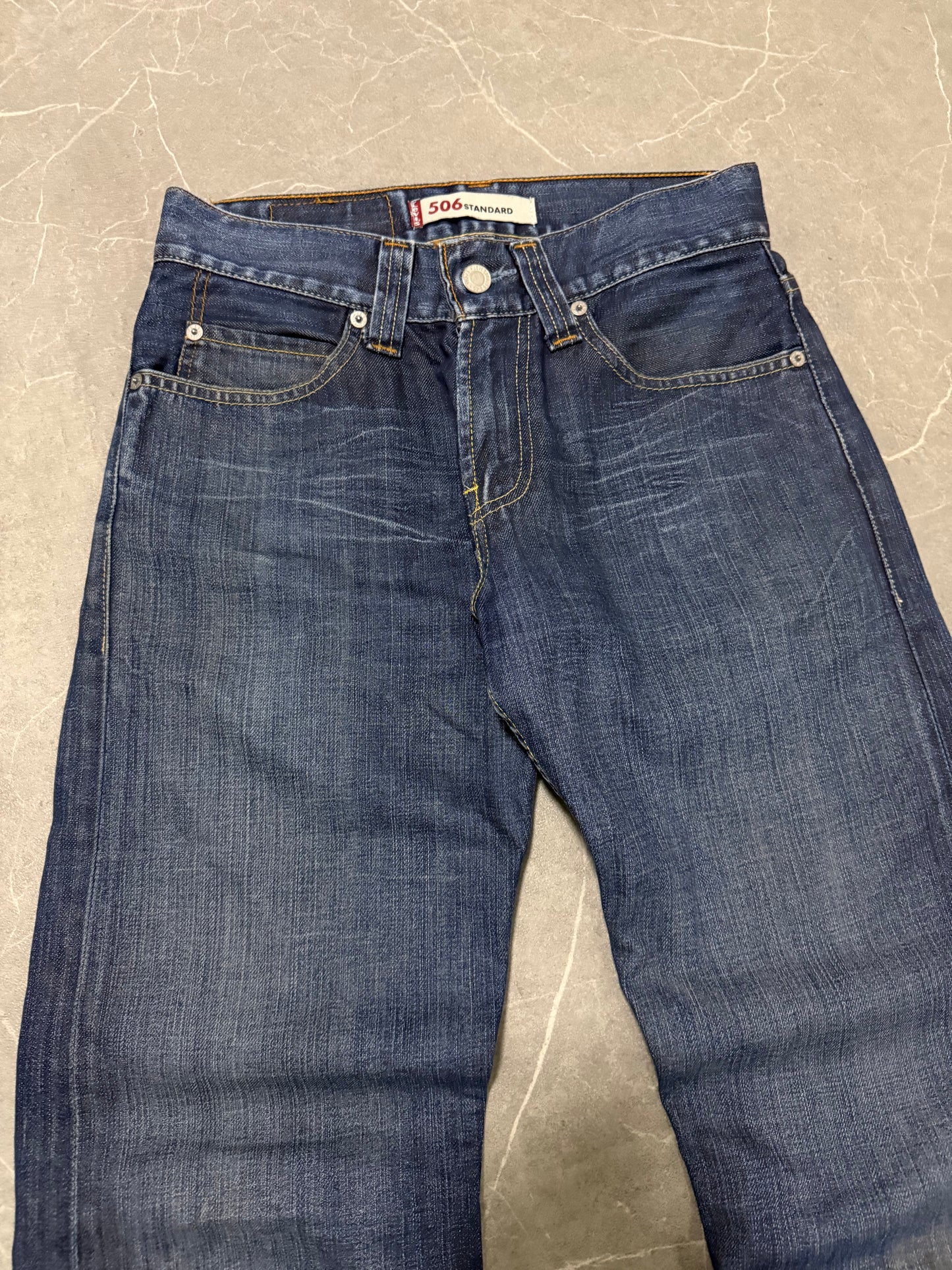 Levis Jeans 506 (XS)