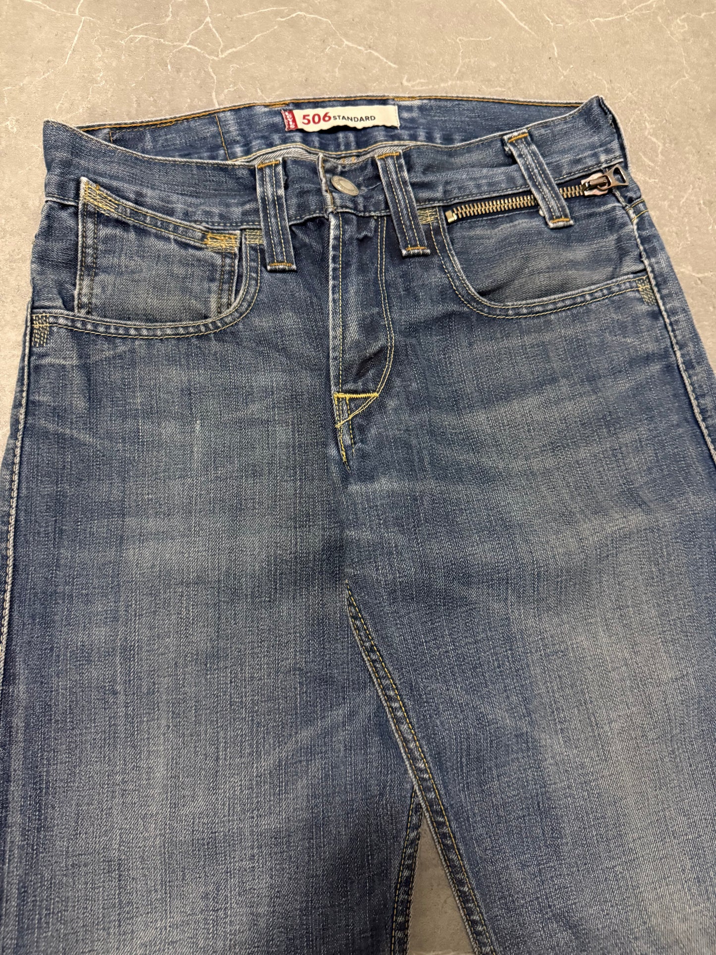 Levis Jeans 506 (S)