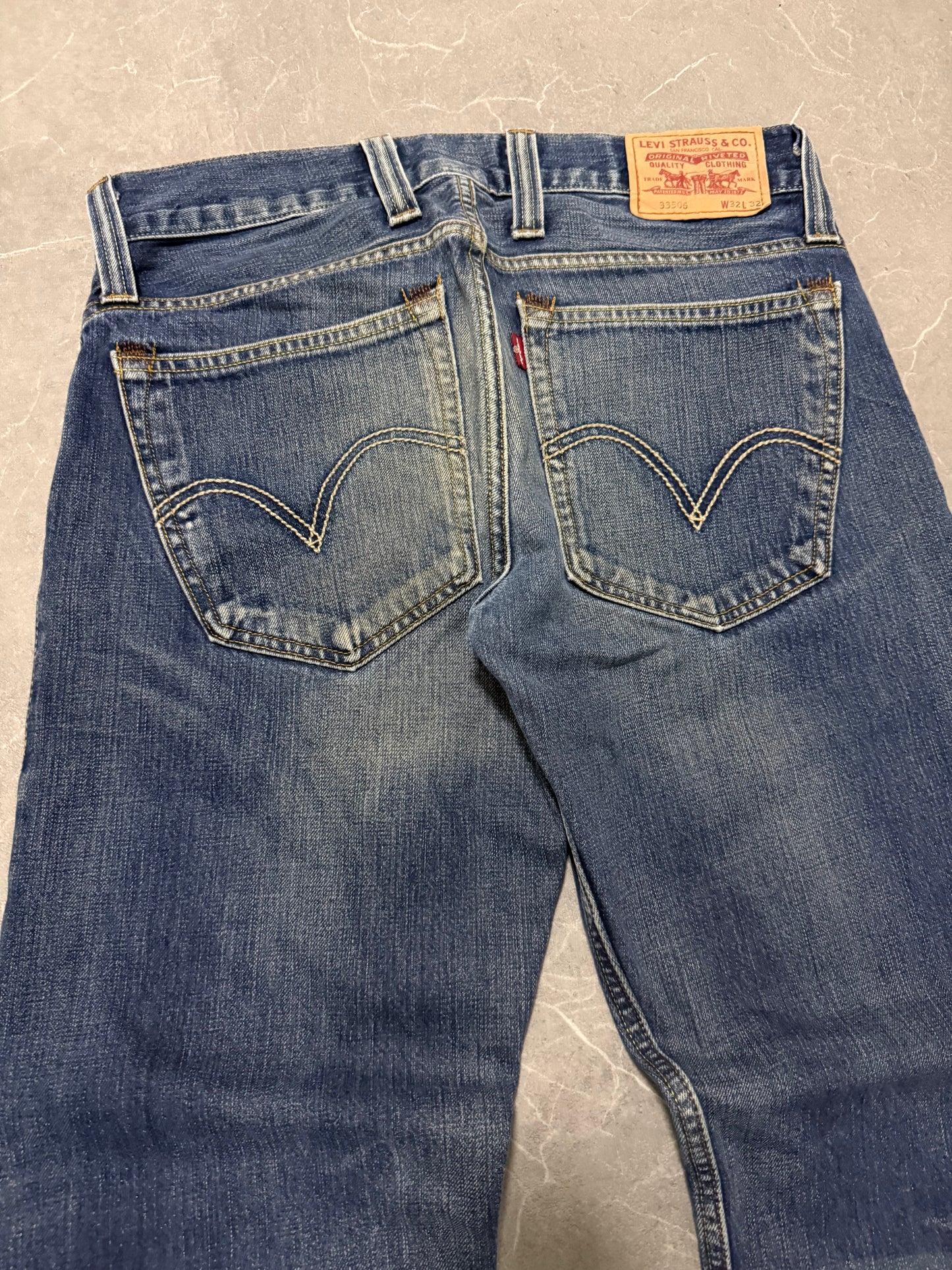 Levis Jeans 506 (M)