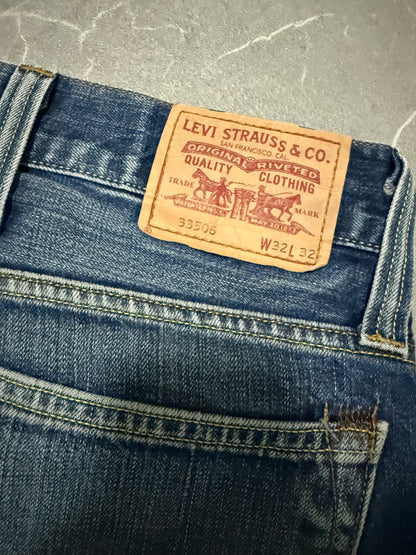 Levis Jeans 506 (M)