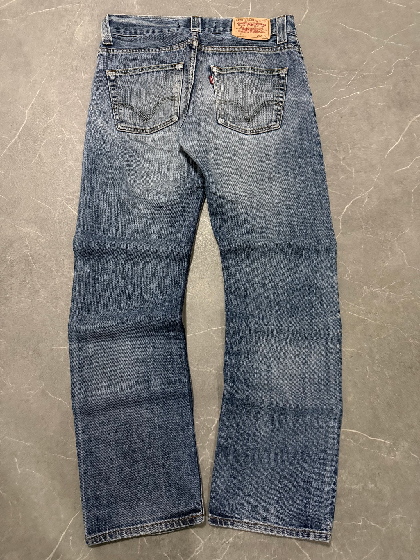 Levis Jeans 506 (M)