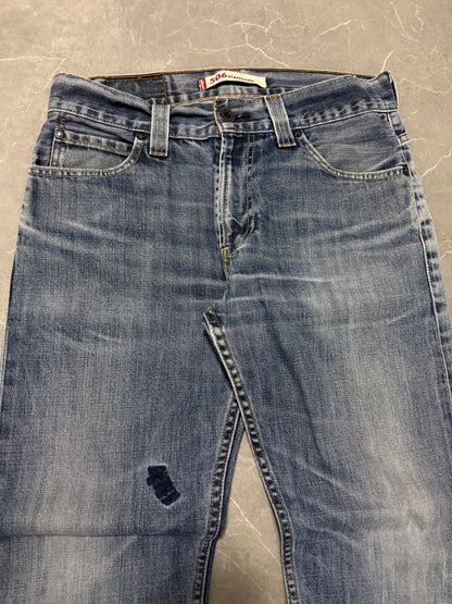 Levis Jeans 506 (M)