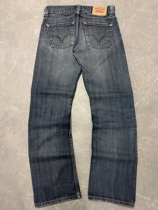 Levis Jeans 506 (M)