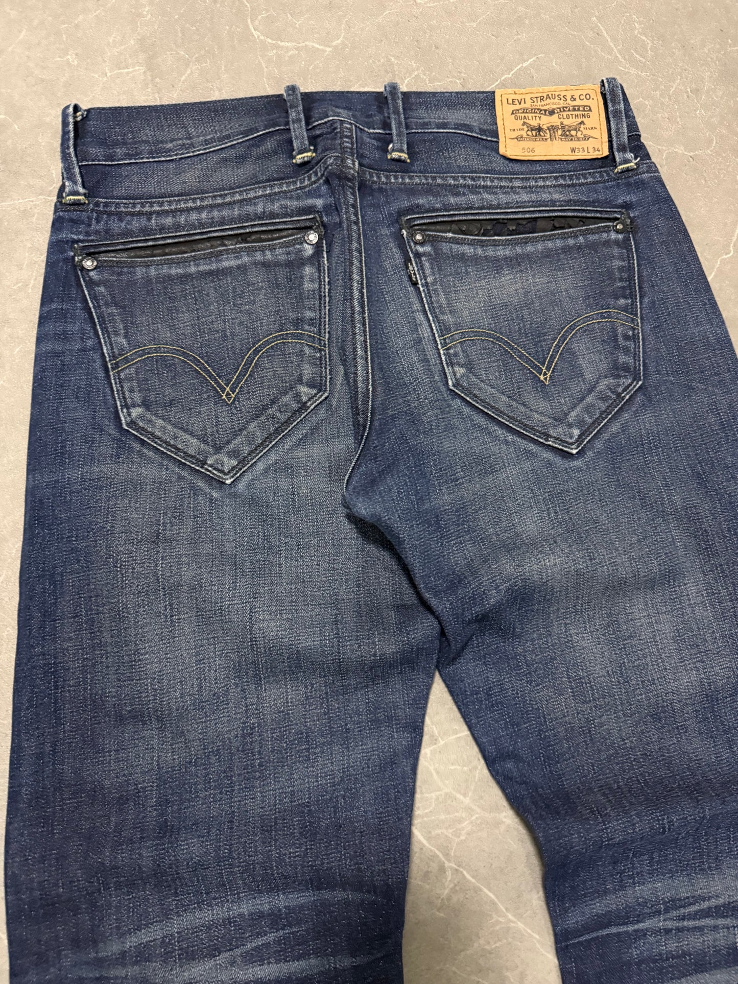 Levis Jeans 506 (M)