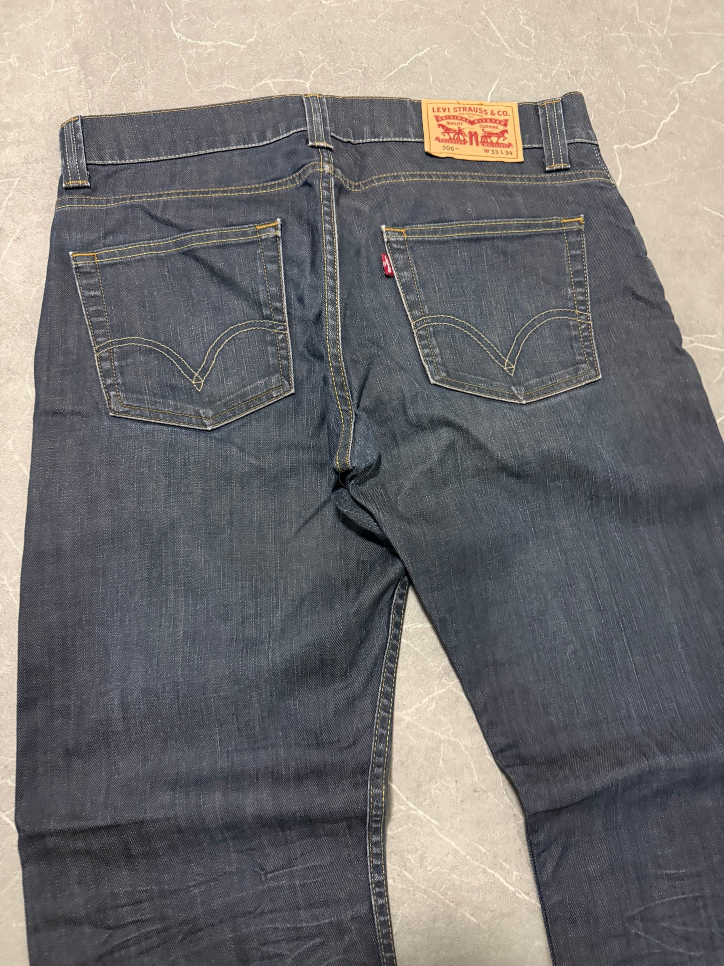 Levis Jeans 506 (M)
