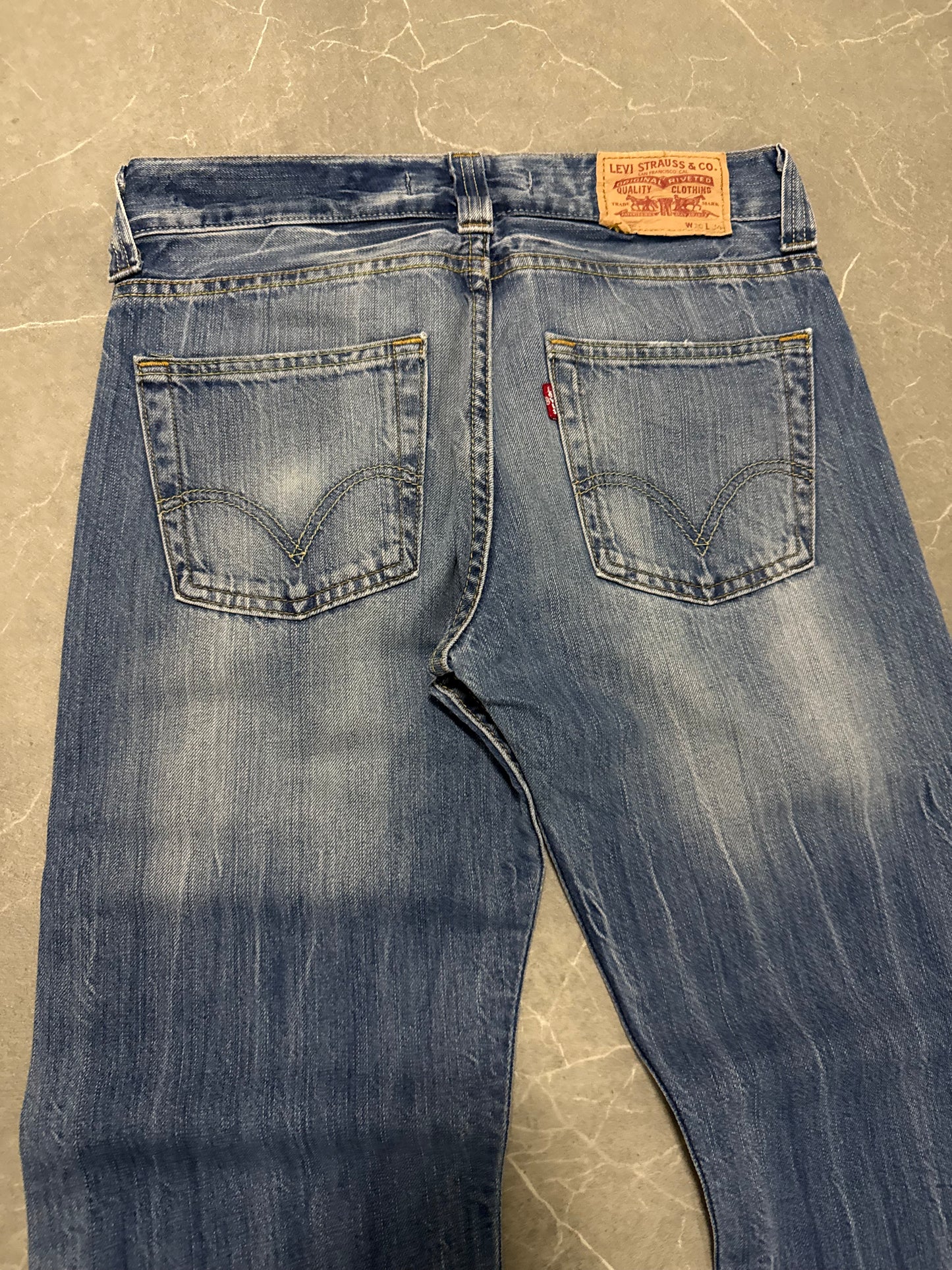 Levis Jeans 506 (M)