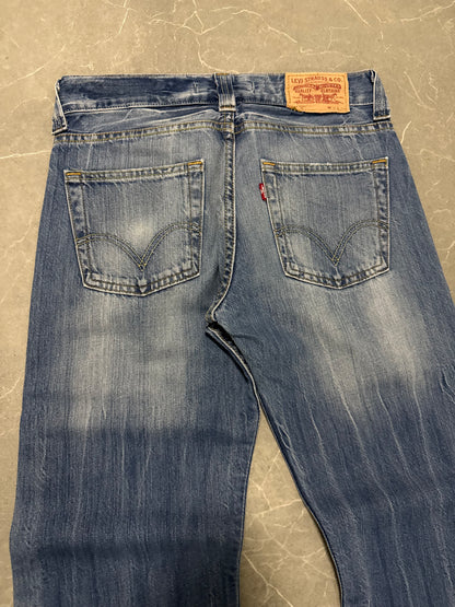 Levis Jeans 506 (M)