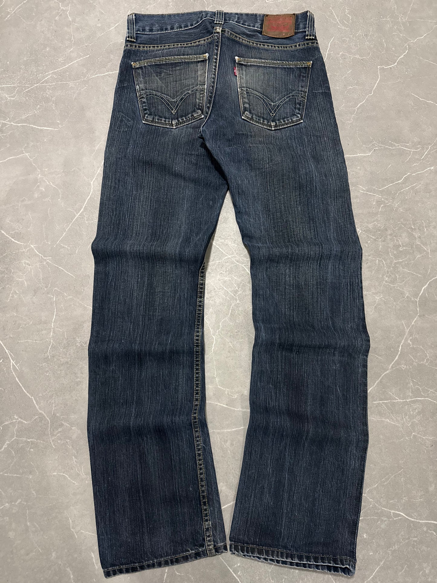 Levis Jeans 506 (M)