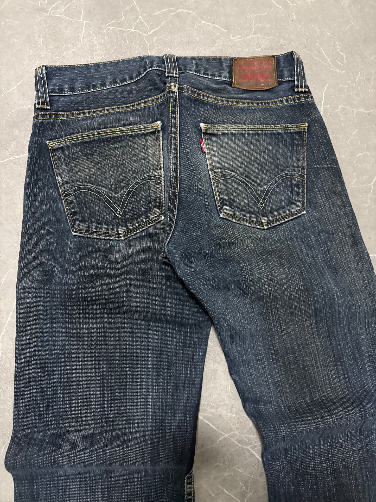 Levis Jeans 506 (M)