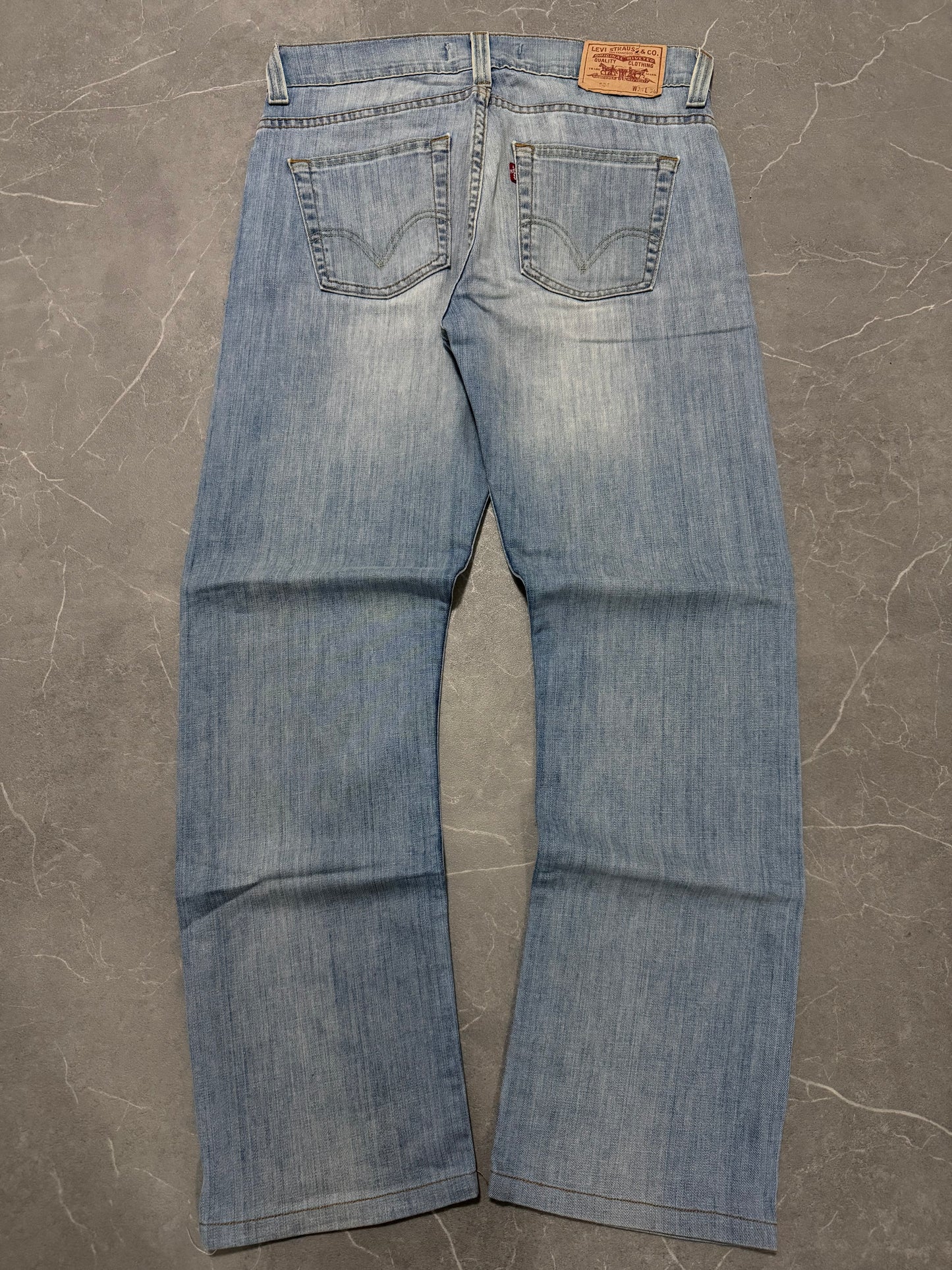 Levis Jeans 506 (M)