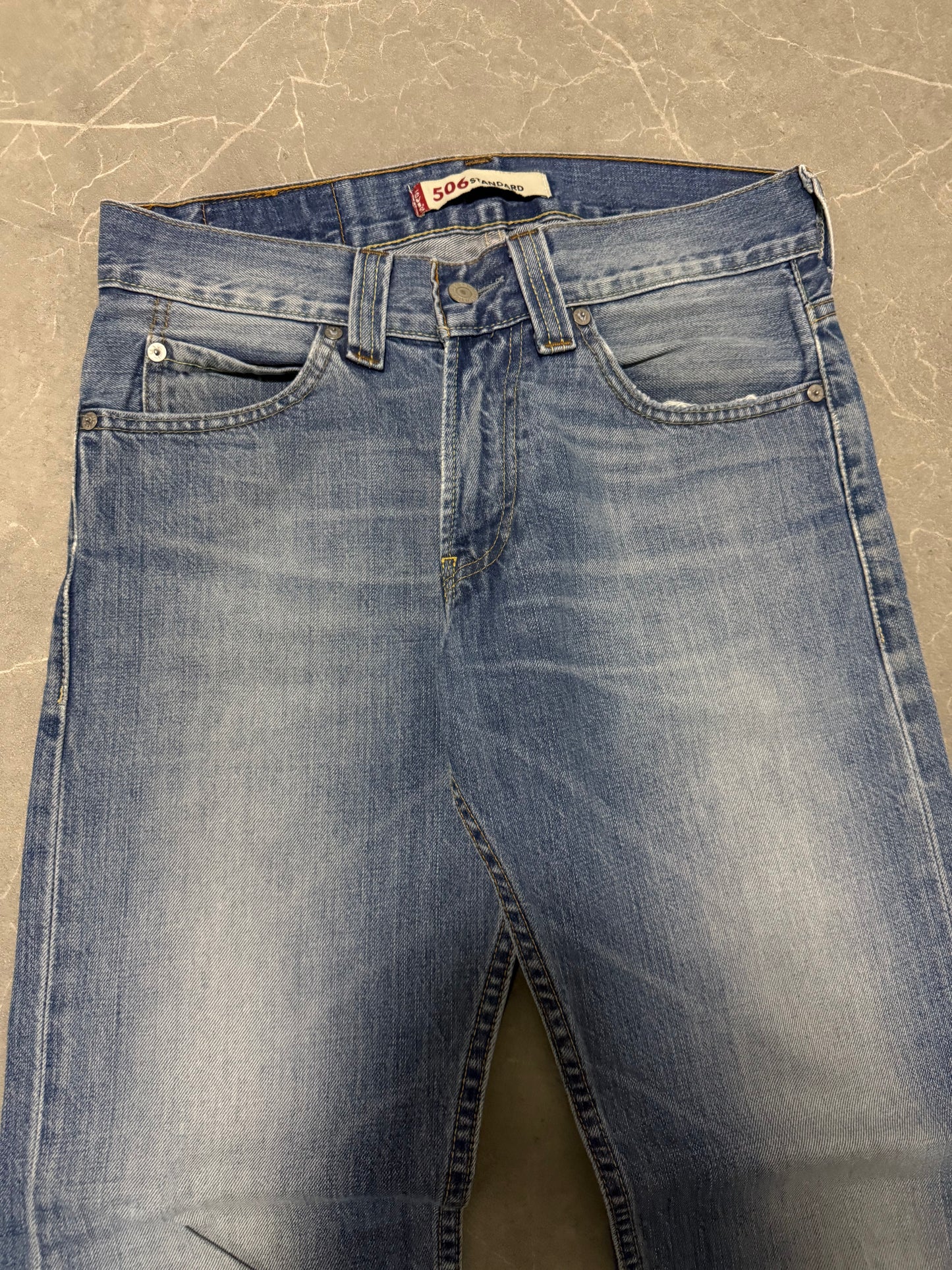 Levis Jeans 506 (S)