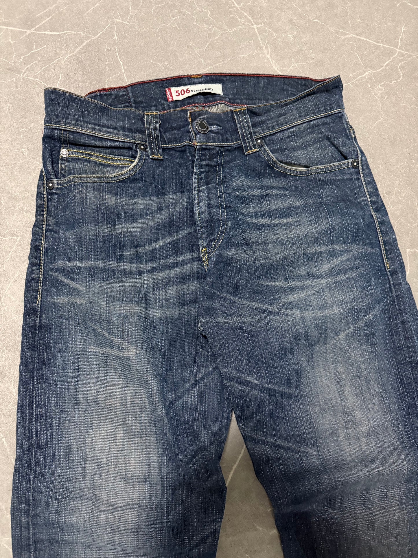 Levis Jeans 506 (S)