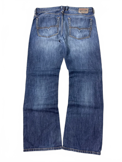 Diesel Zatiny Bootcut Jeans (XL)