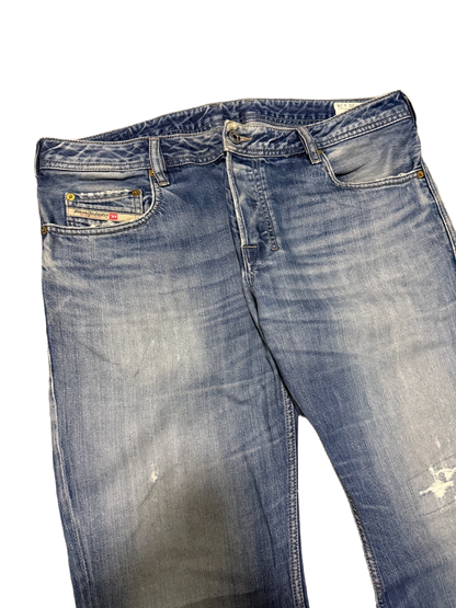 Diesel Zatiny Bootcut Jeans (XL)