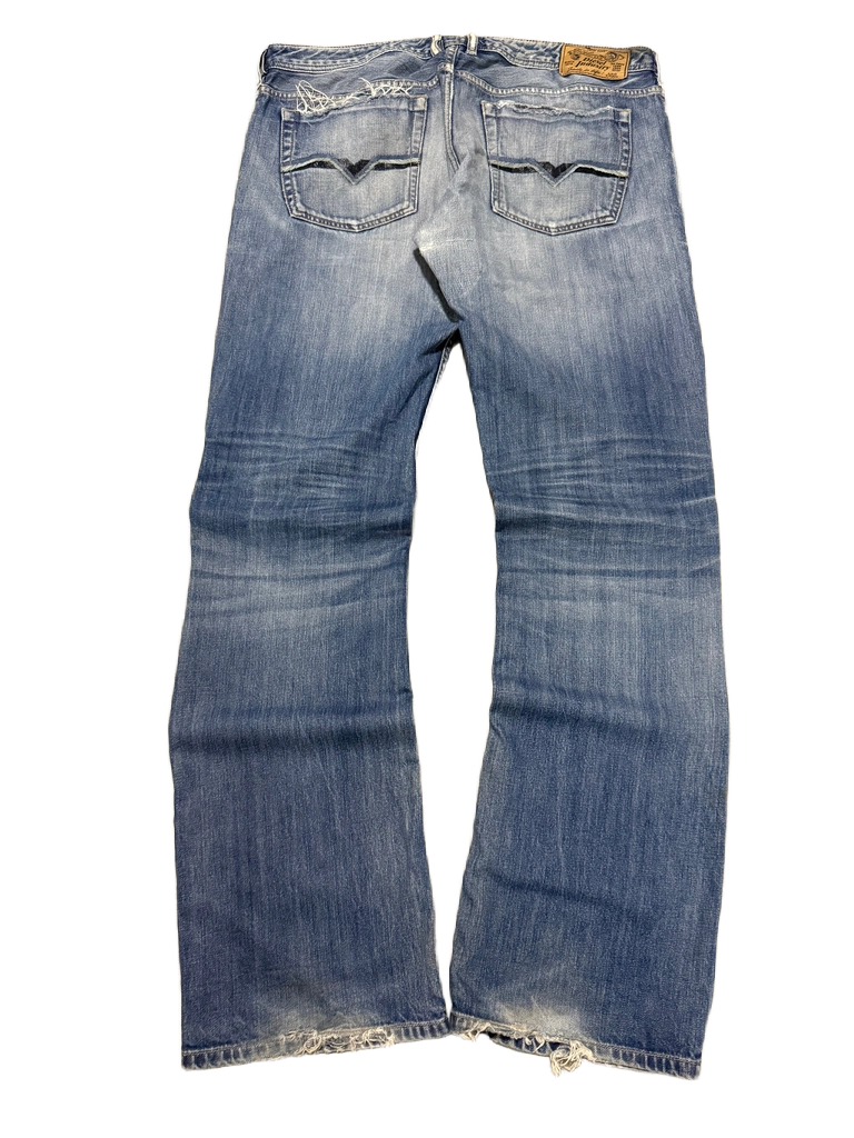Diesel Zatiny Bootcut Jeans (XL)