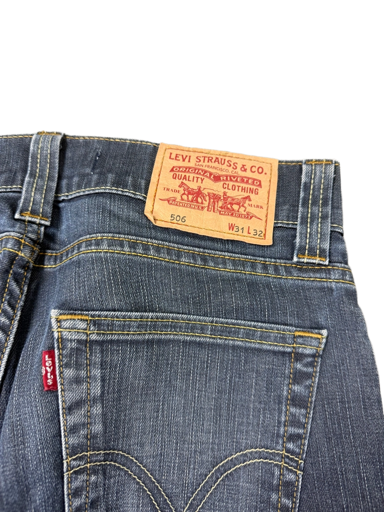 Levi's 506 Standard Jeans (M)