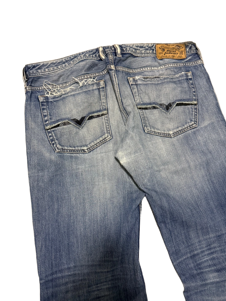 Diesel Zatiny Bootcut Jeans (XL)
