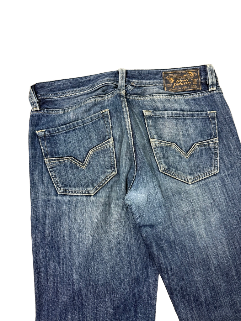 Diesel Larkee Straight Jeans (L)