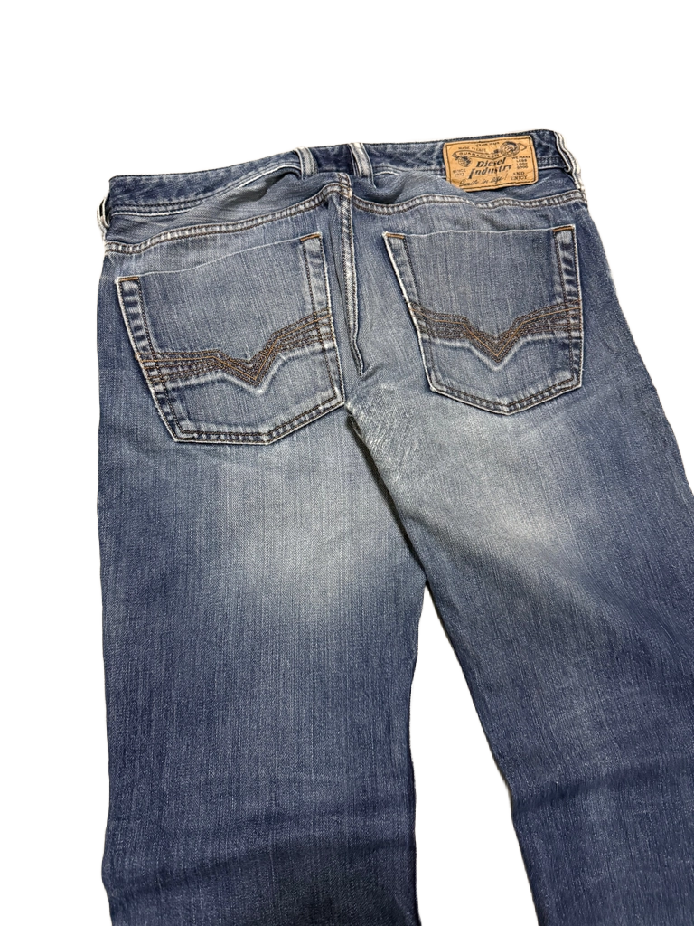 Diesel Zatiny Bootcut Jeans (L)