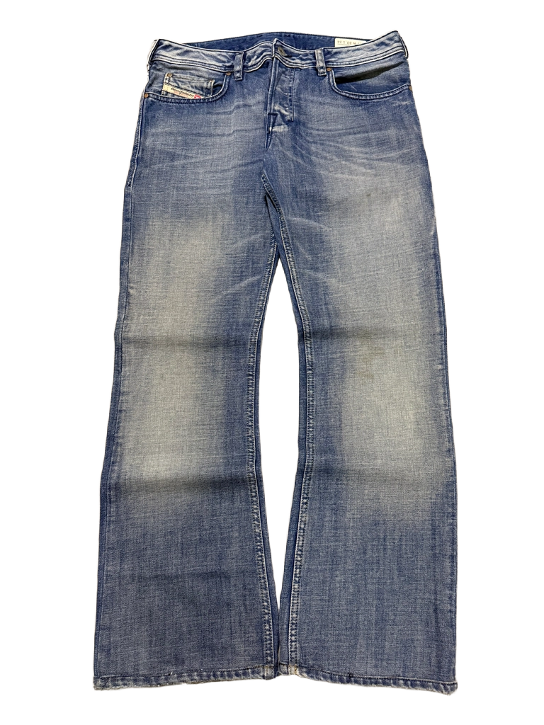 Diesel Zathan Bootcut Jeans (L)