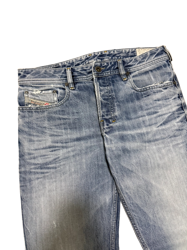 Diesel Zathan Bootcut Jeans (L)