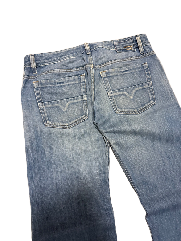 Diesel Zathan Bootcut Jeans (L)